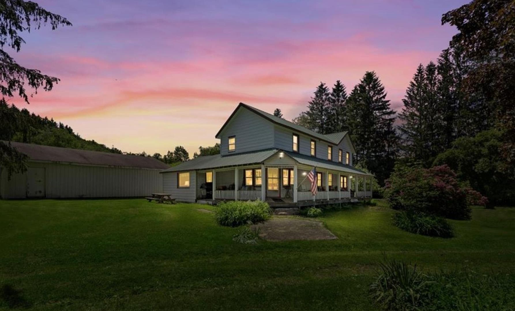 2018 Beaverkill Road thumbnail 4