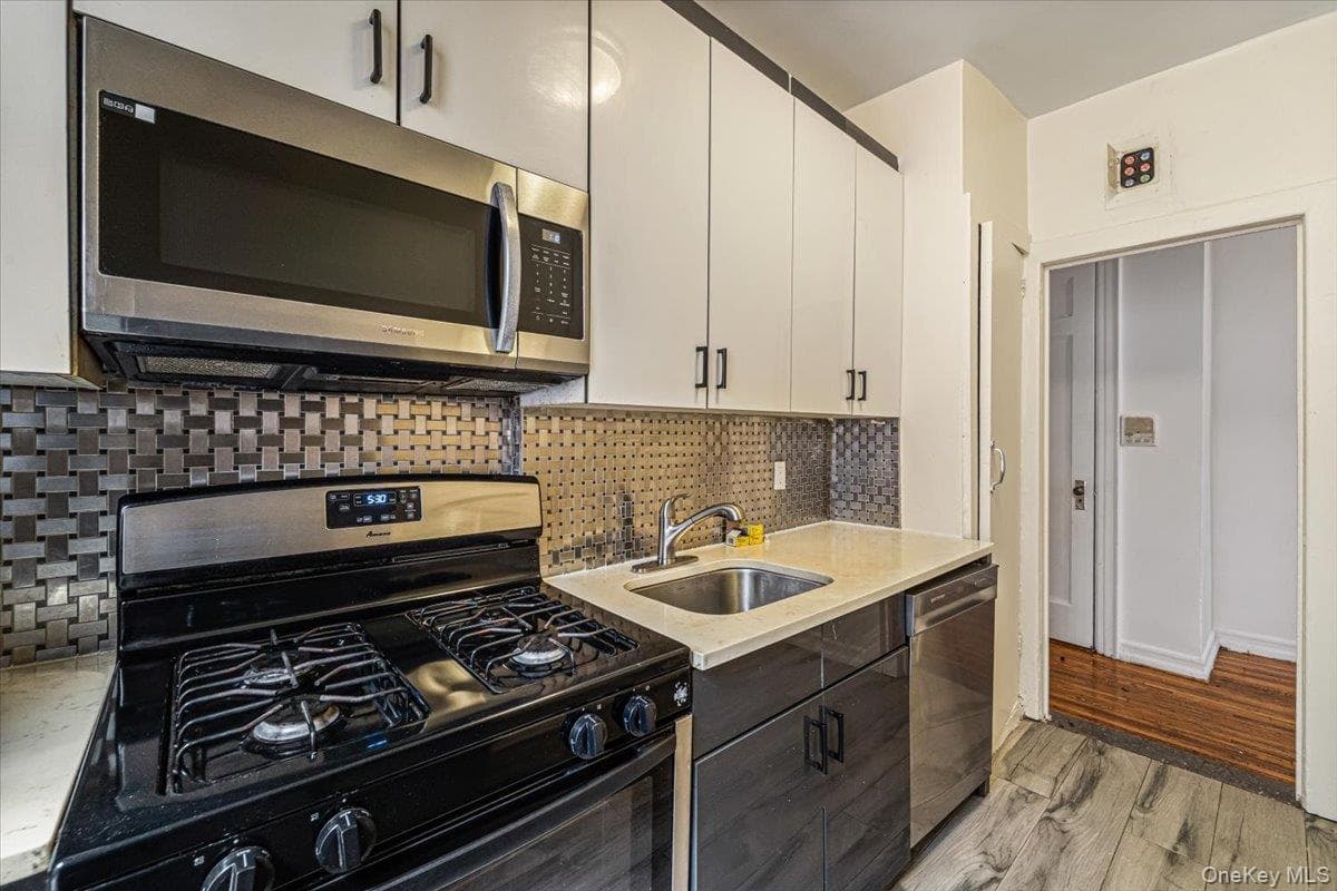 2186 Cruger Avenue Unit: 4B thumbnail 10