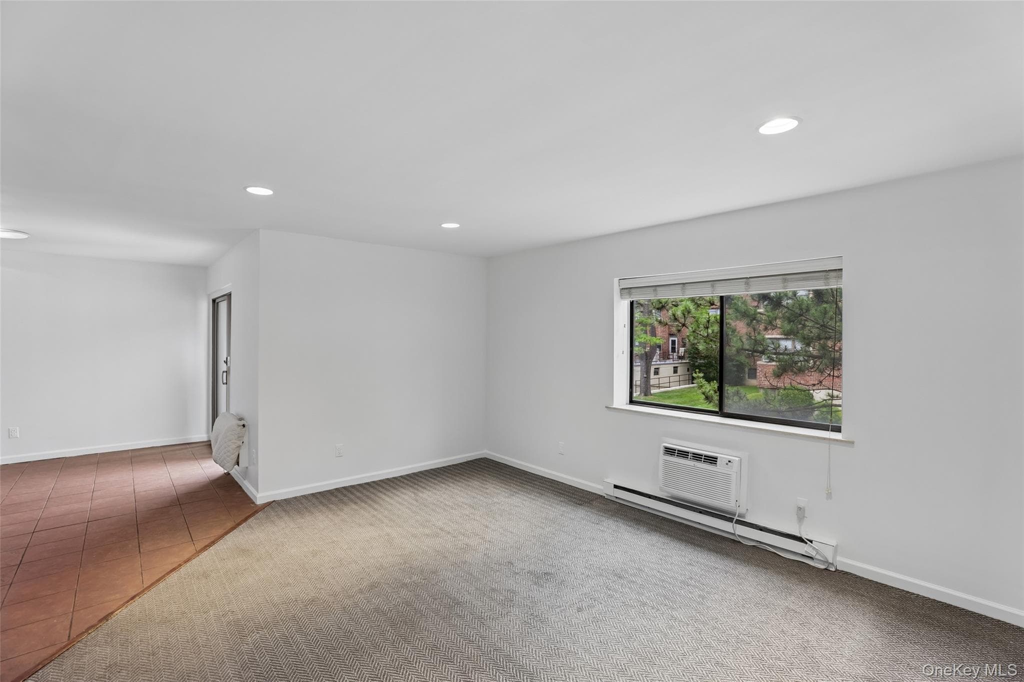 530 Hudson Avenue thumbnail 14