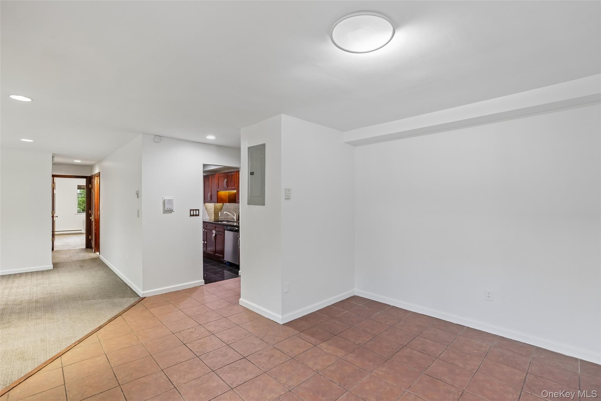 530 Hudson Avenue thumbnail 9