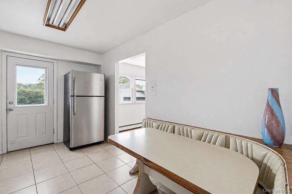 335 Roquette Avenue thumbnail 4
