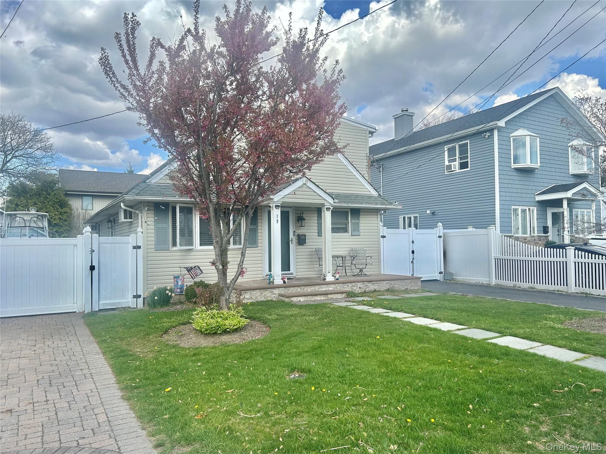 19 Tameling Avenue thumbnail 2