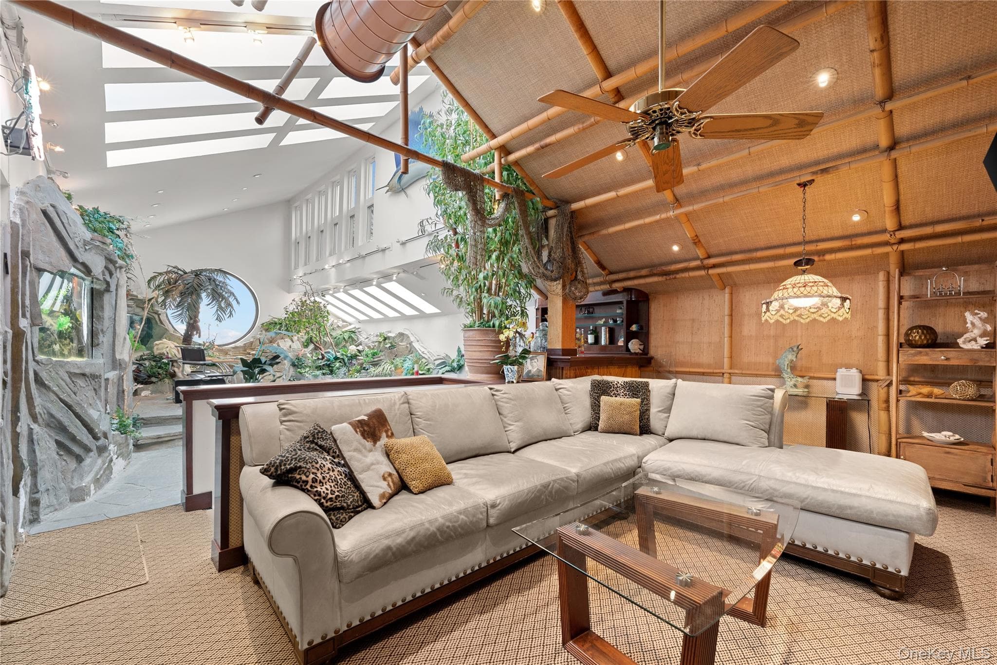 1010 Seawane Drive thumbnail 40