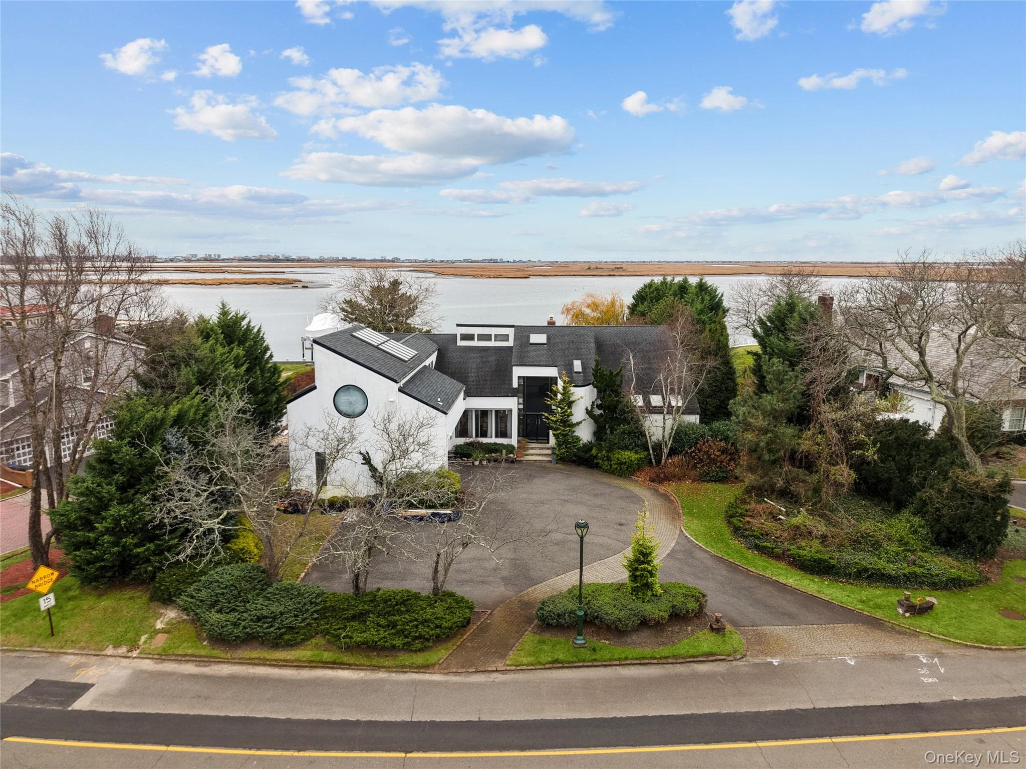 1010 Seawane Drive thumbnail 4