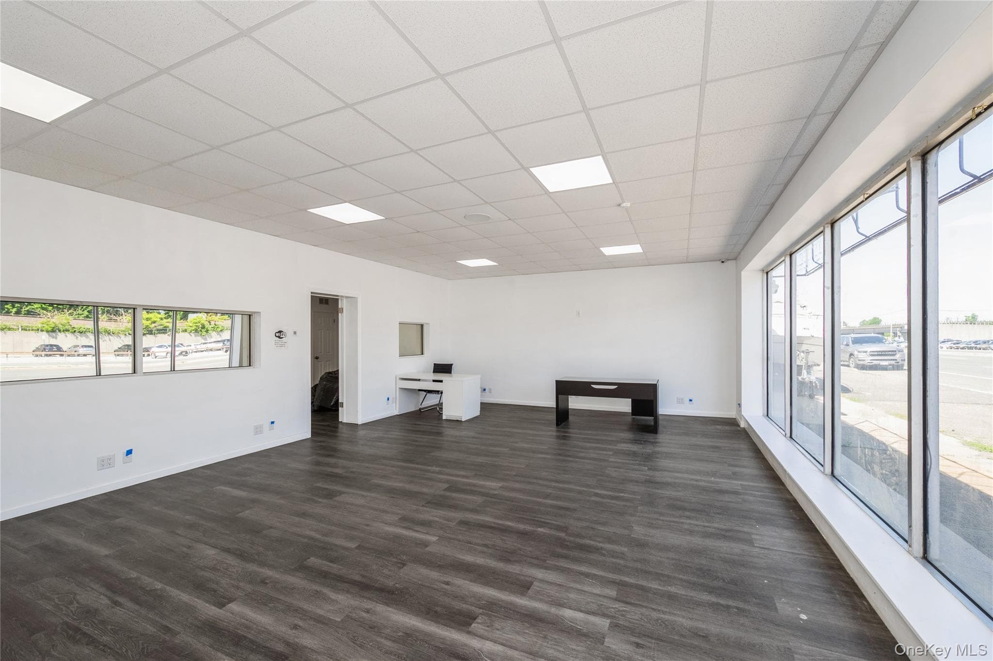 2846 Sunrise Highway thumbnail 4