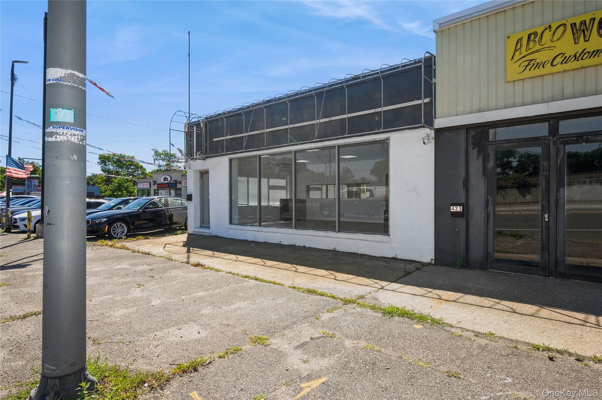 2846 Sunrise Highway thumbnail 3