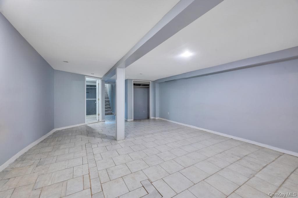 252 Woodbine Street thumbnail 33