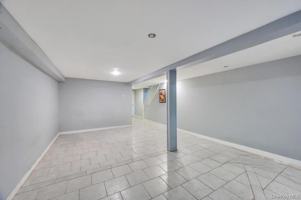 252 Woodbine Street thumbnail 34