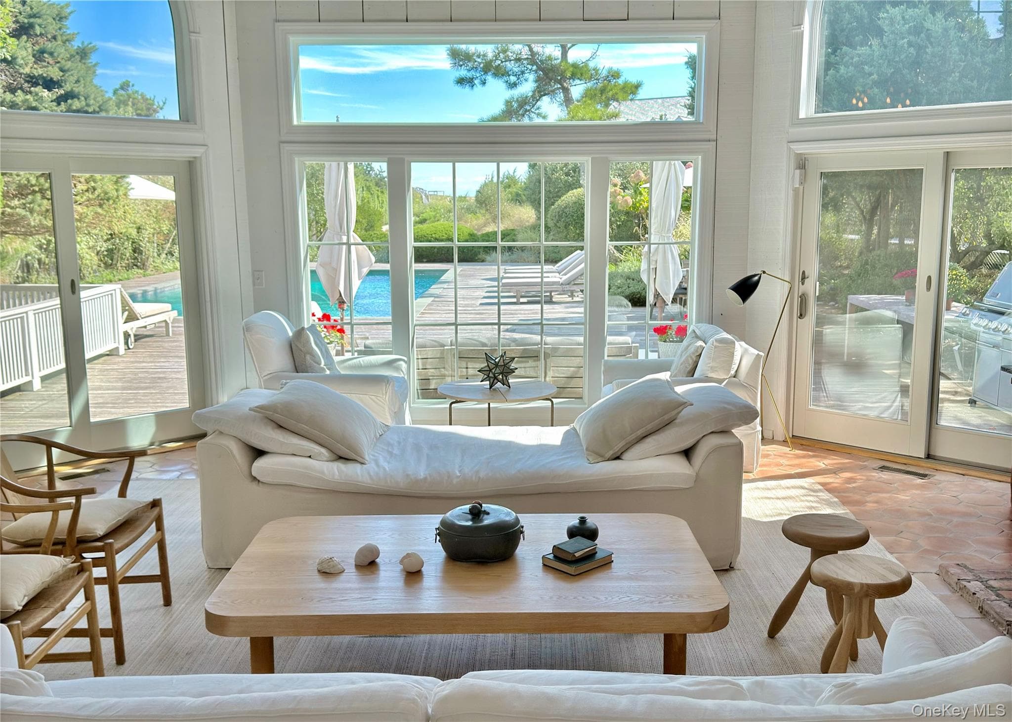 162 Dune Road thumbnail 6