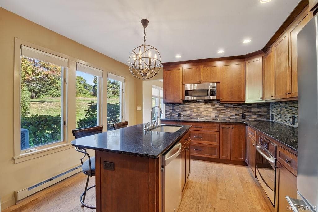 159 Fairway Drive thumbnail 9