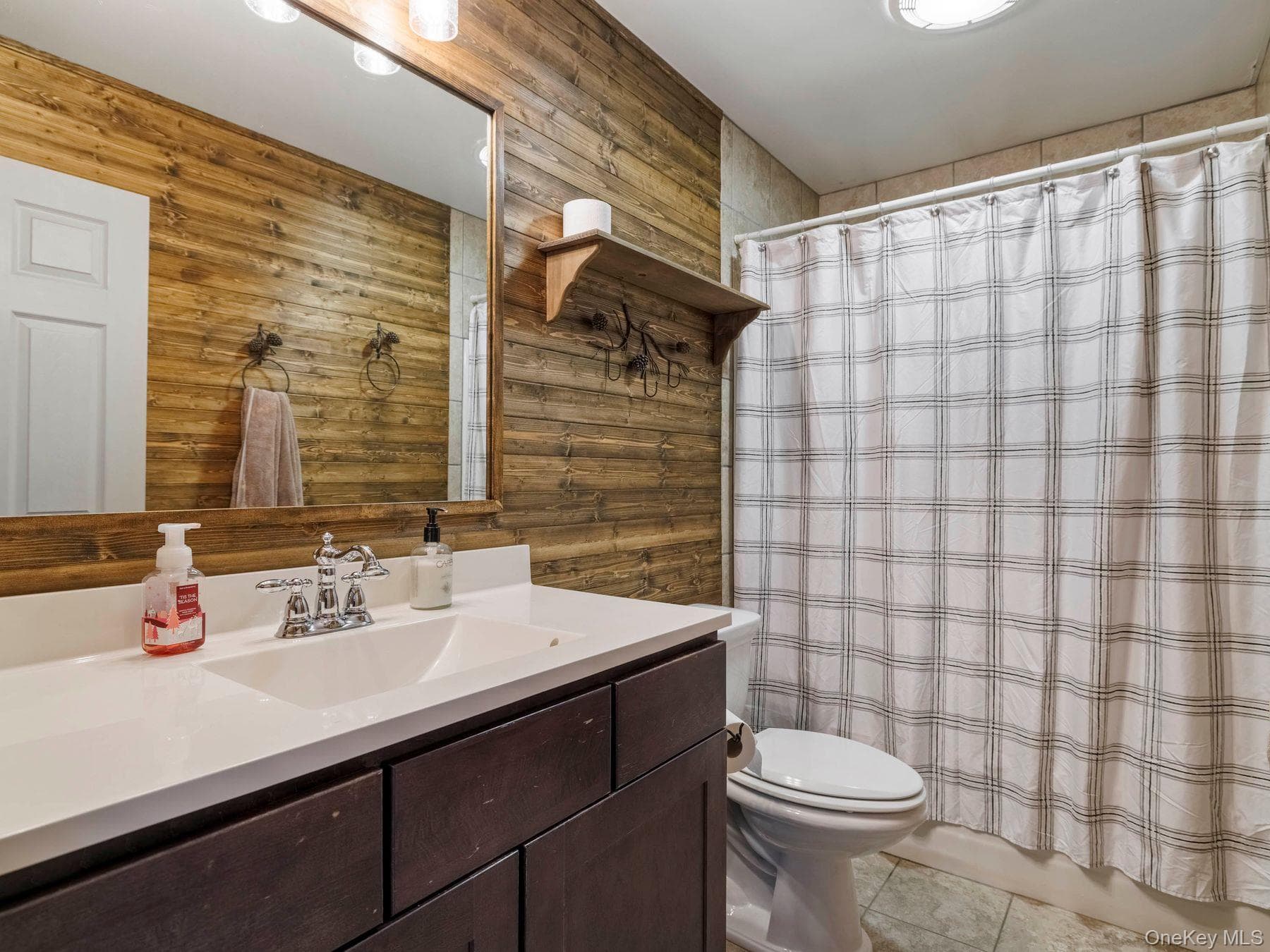 235 Wilbur Avenue thumbnail 26