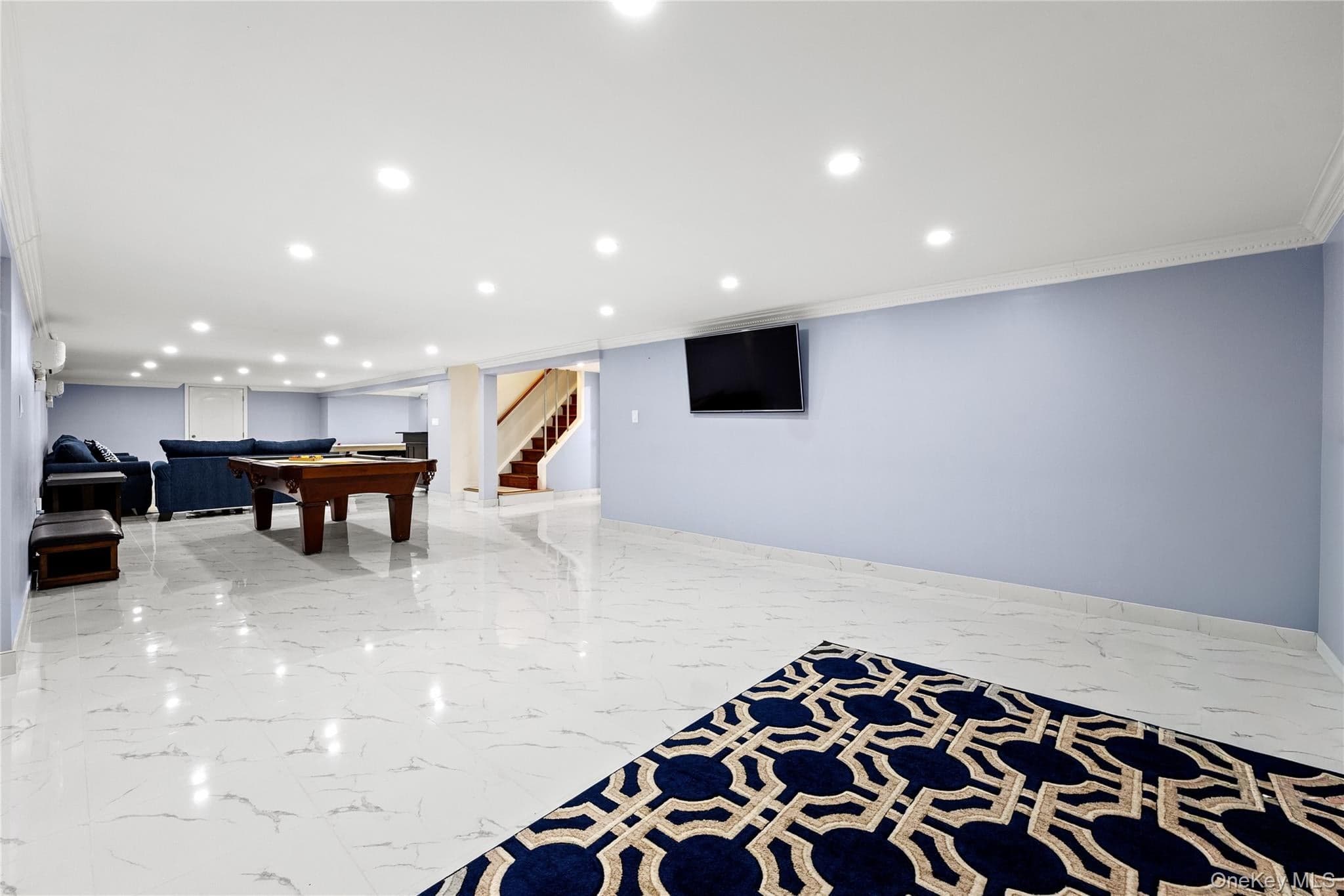 249 Glen Cove Road thumbnail 27