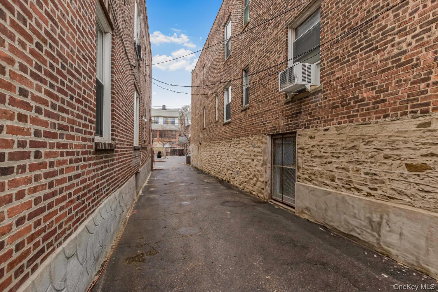 210 W 179th Street thumbnail 8