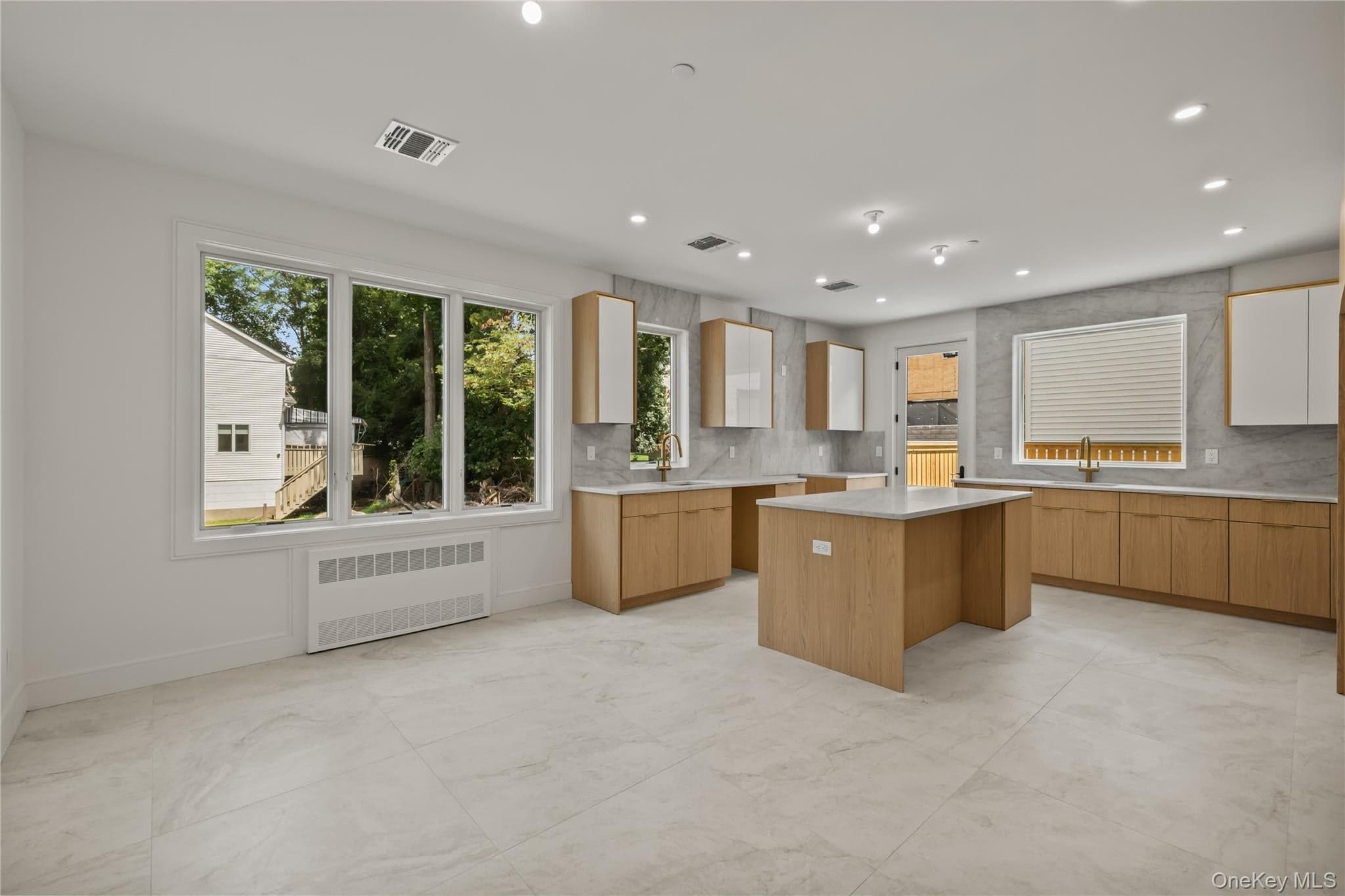 41 Saddle River Road Unit: 202 thumbnail 16