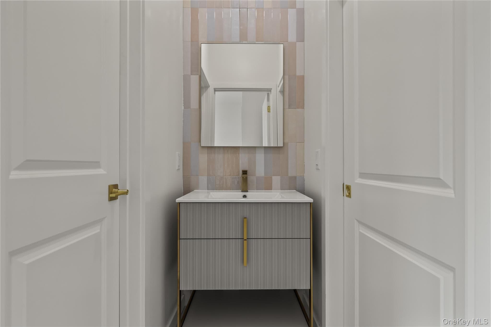 41 Saddle River Road Unit: 202 thumbnail 33