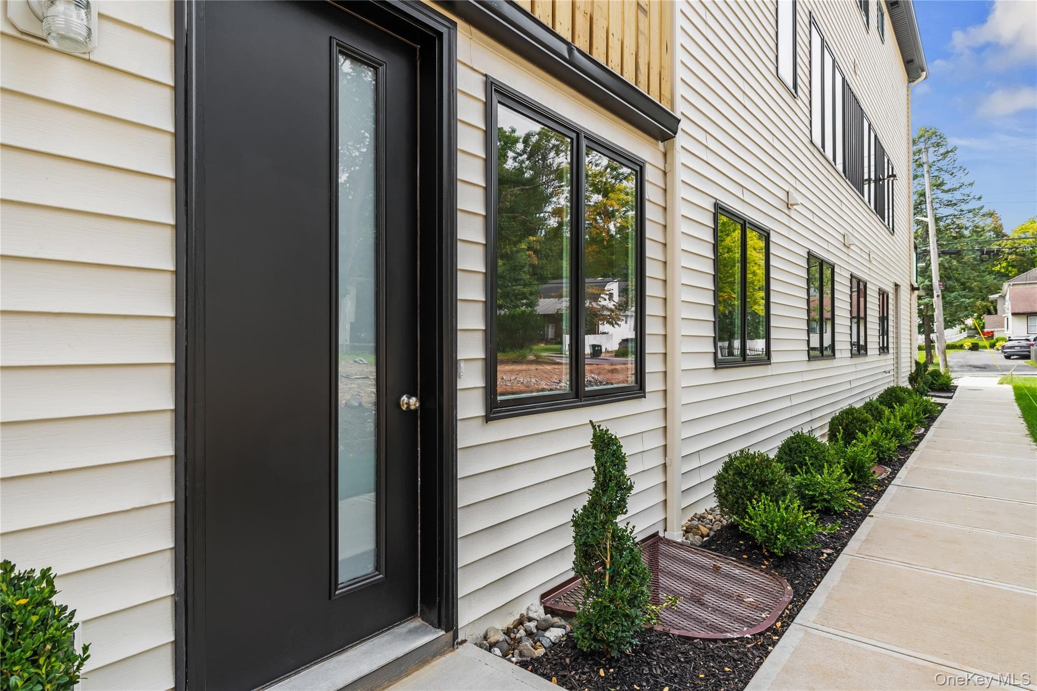 41 Saddle River Road Unit: 202 thumbnail 41