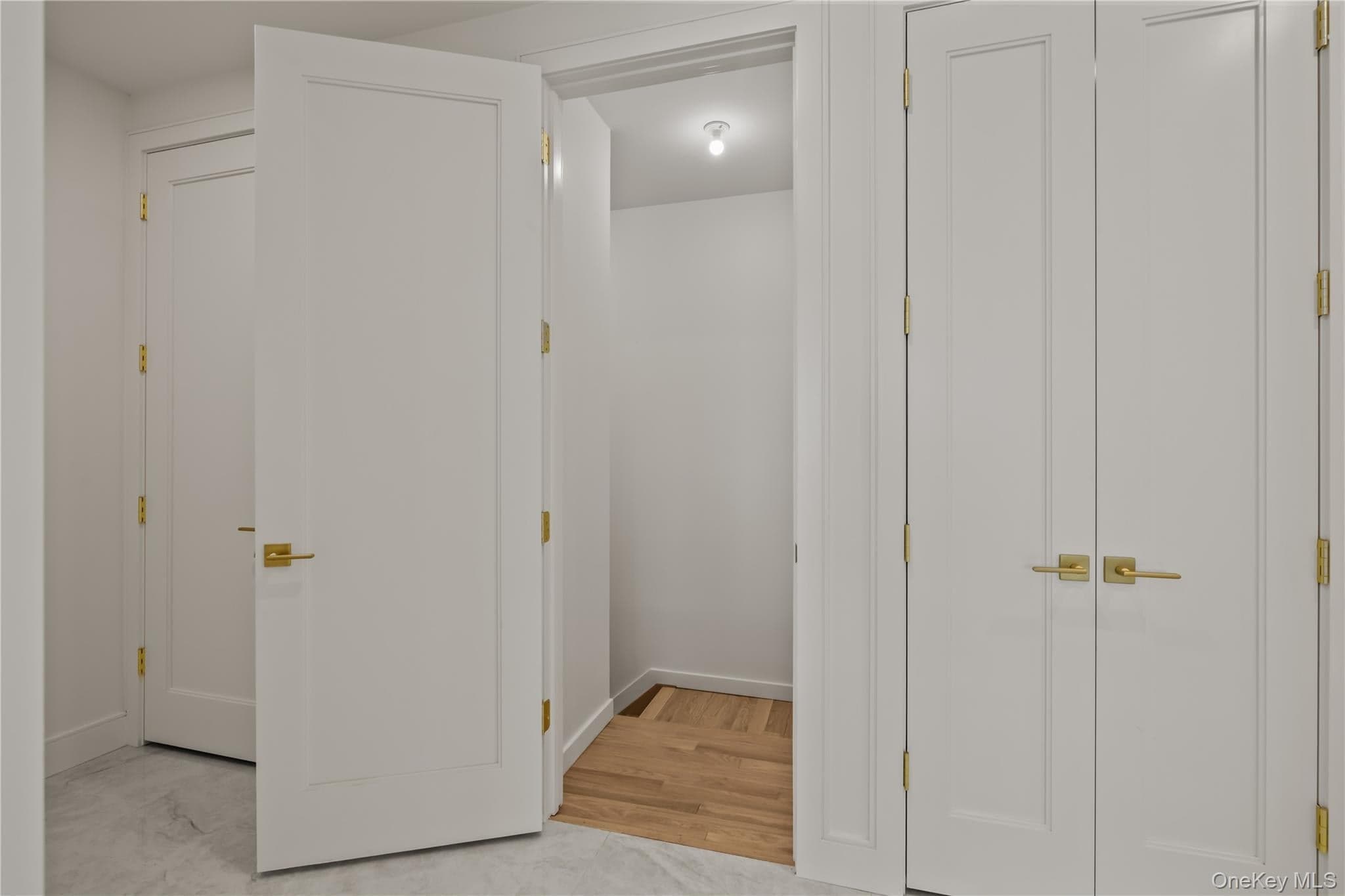 41 Saddle River Road Unit: 202 thumbnail 37