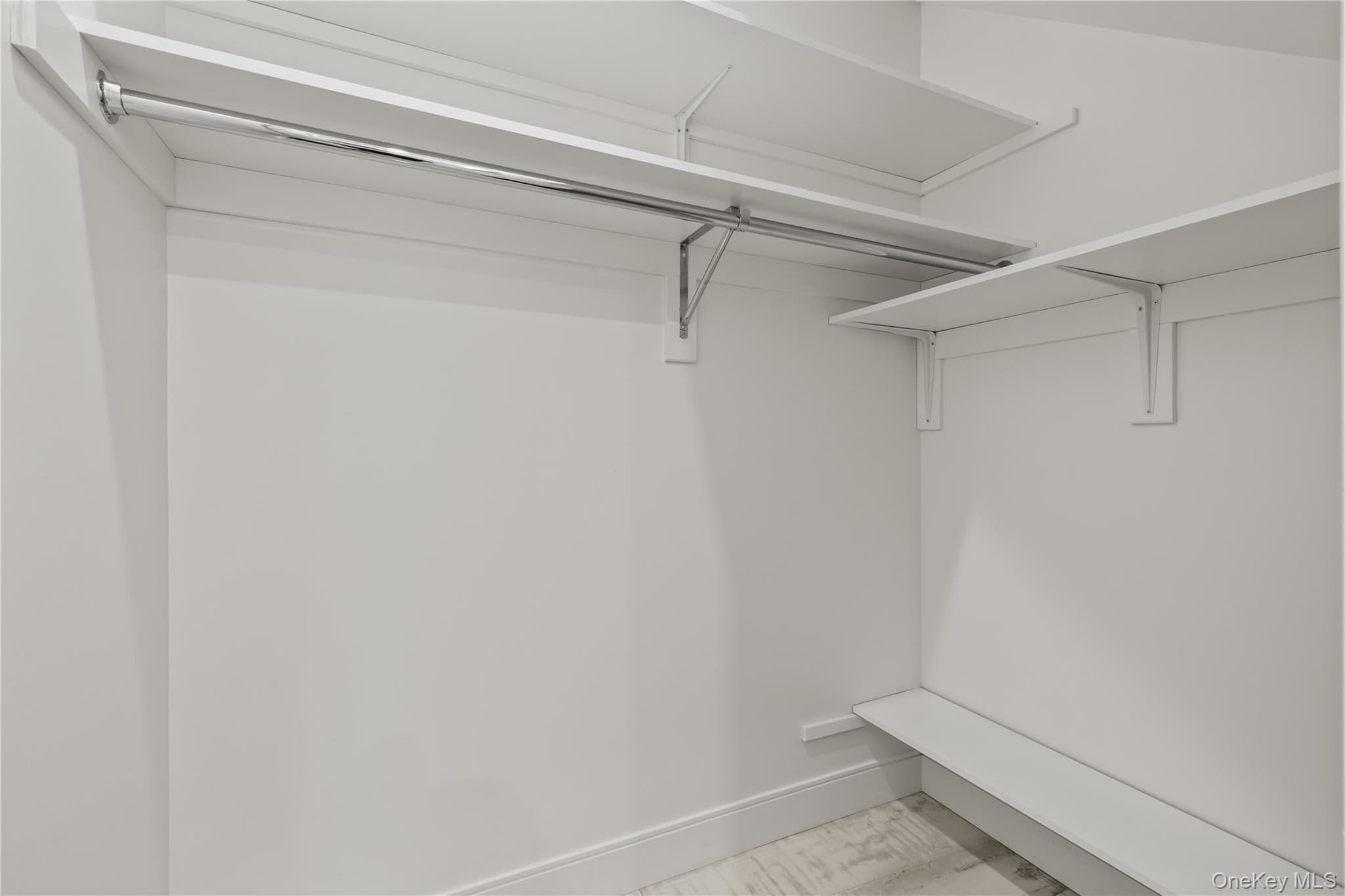 41 Saddle River Road Unit: 202 thumbnail 6