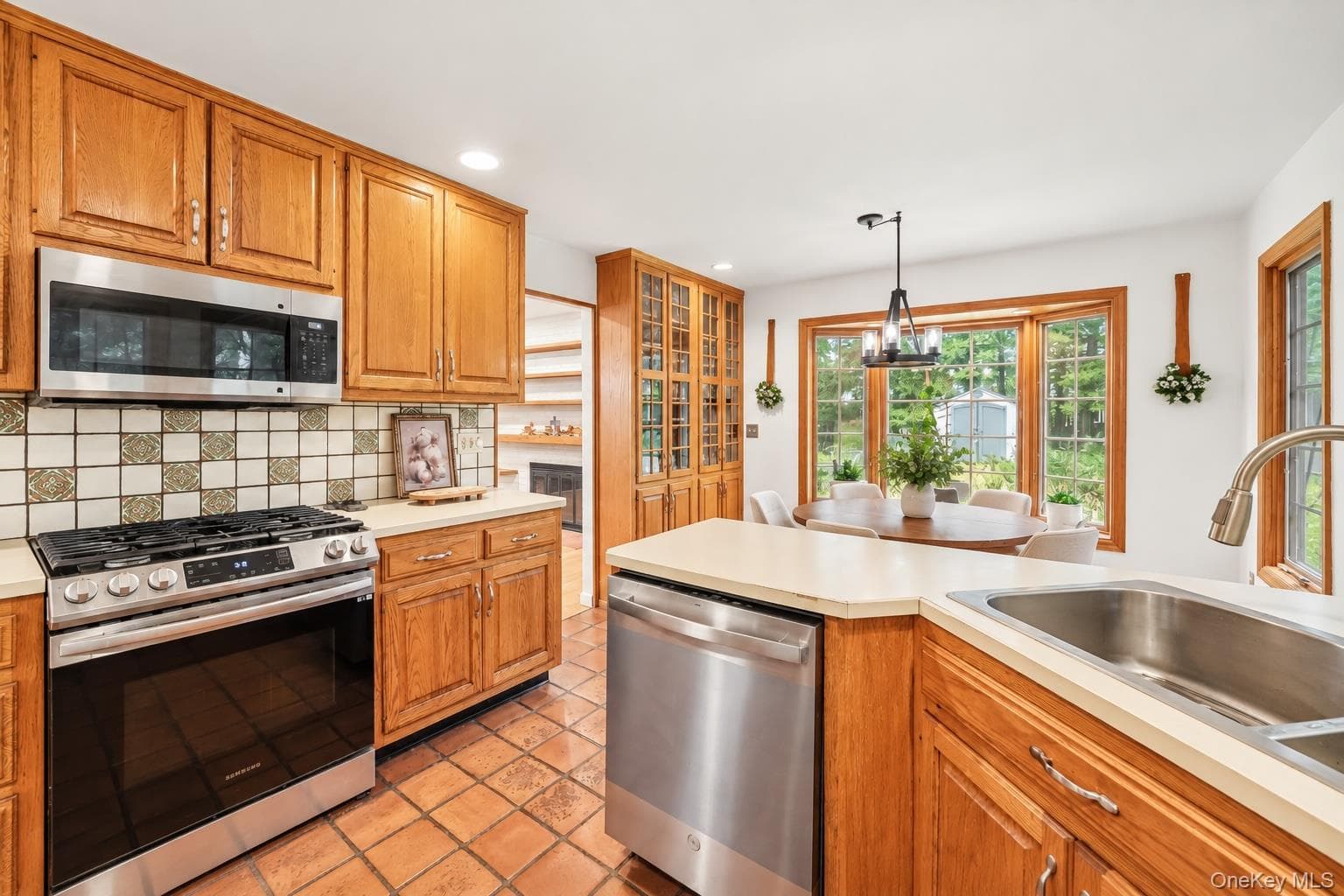 18 Tamarac Avenue thumbnail 11
