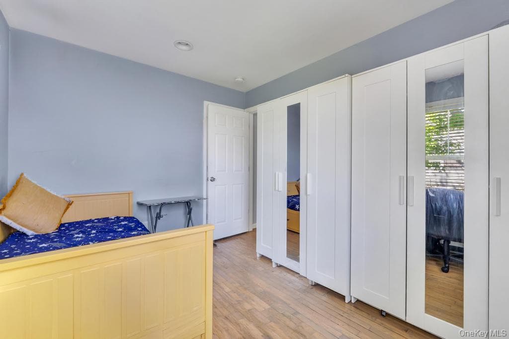 259 N Rutherford Avenue thumbnail 15