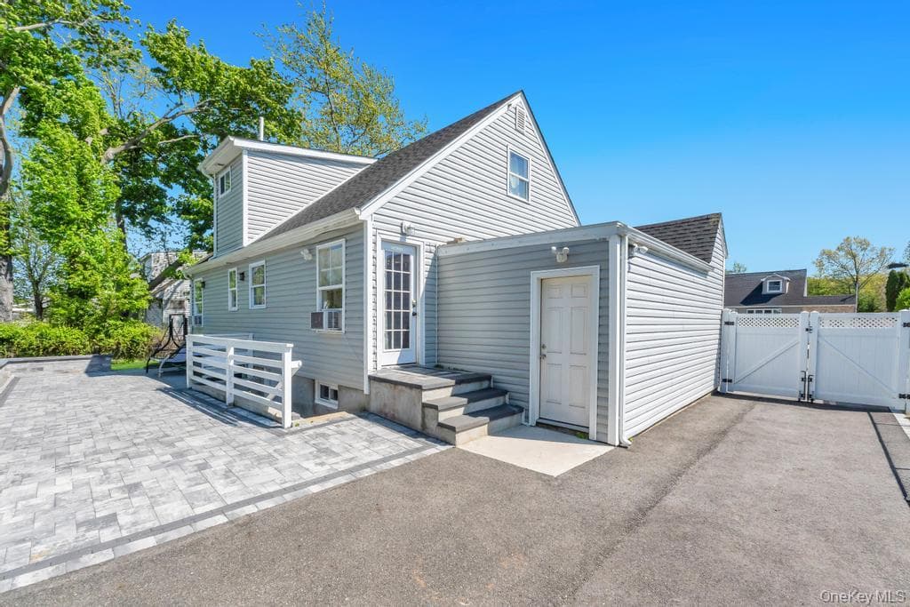 259 N Rutherford Avenue thumbnail 29