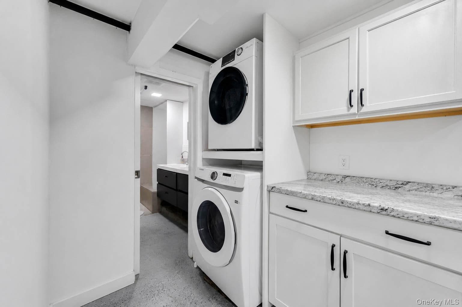 330 E 198th Street thumbnail 40