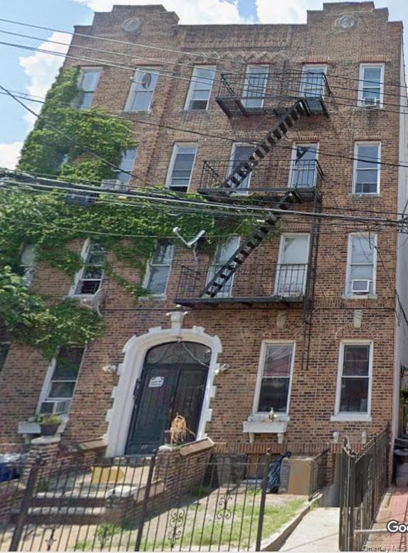 19 Hubbard Place, Brooklyn