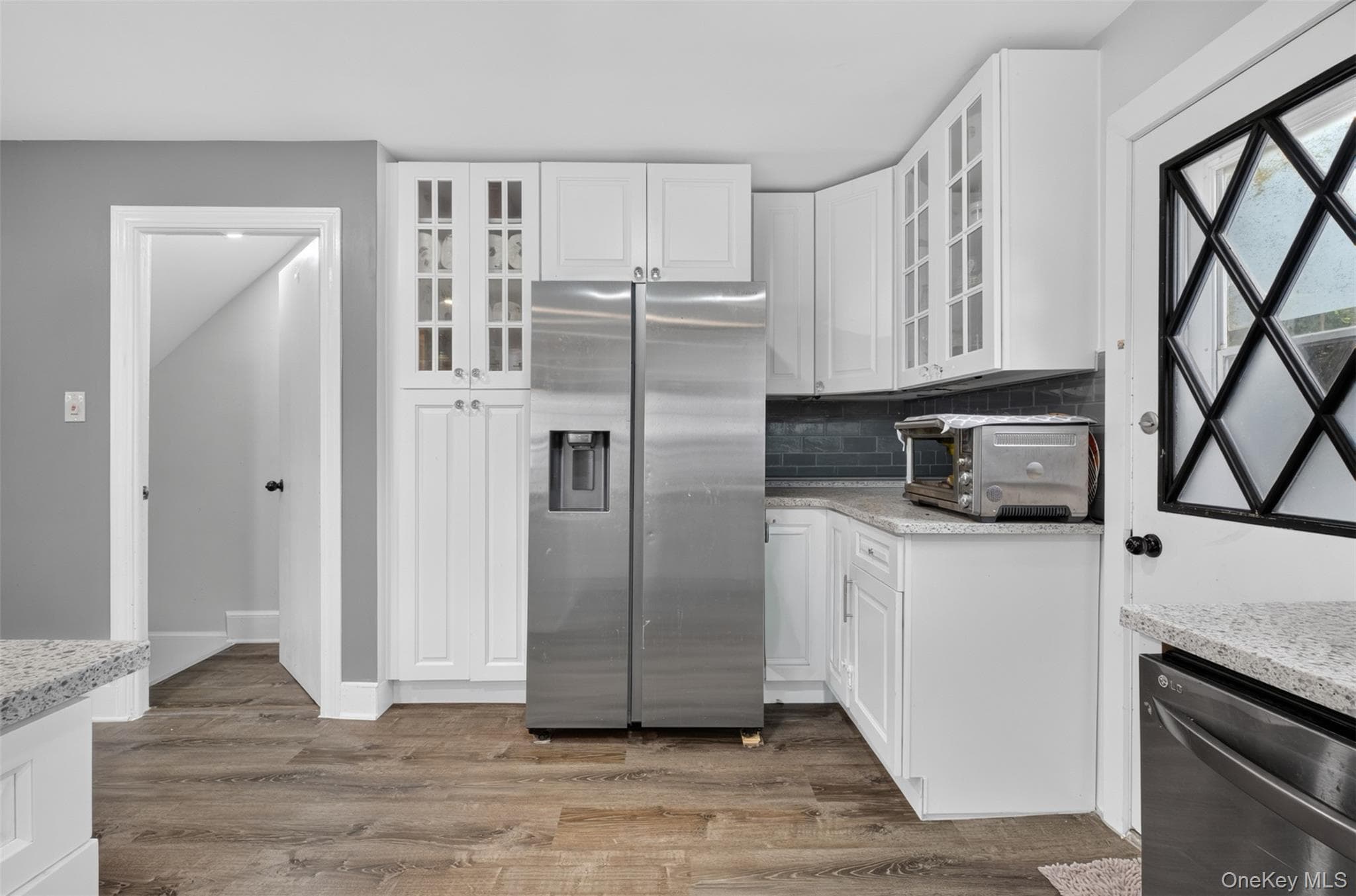 26 Van Nostrand Court thumbnail 13