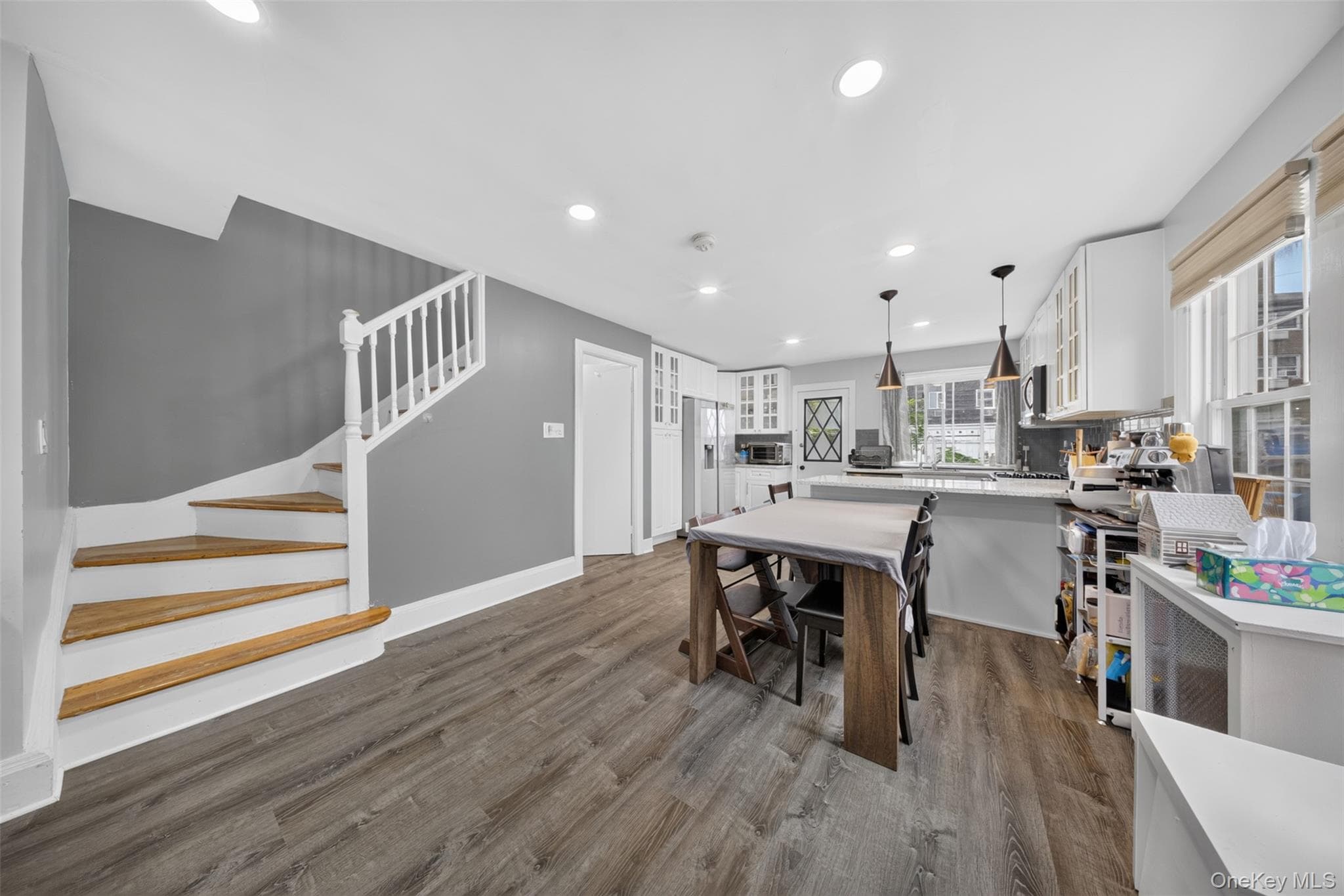 26 Van Nostrand Court thumbnail 9