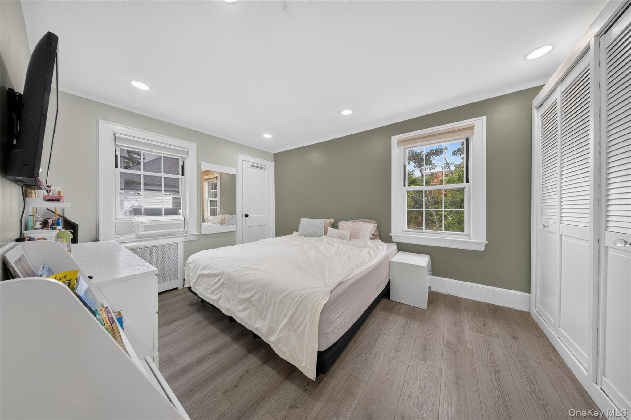 26 Van Nostrand Court thumbnail 18