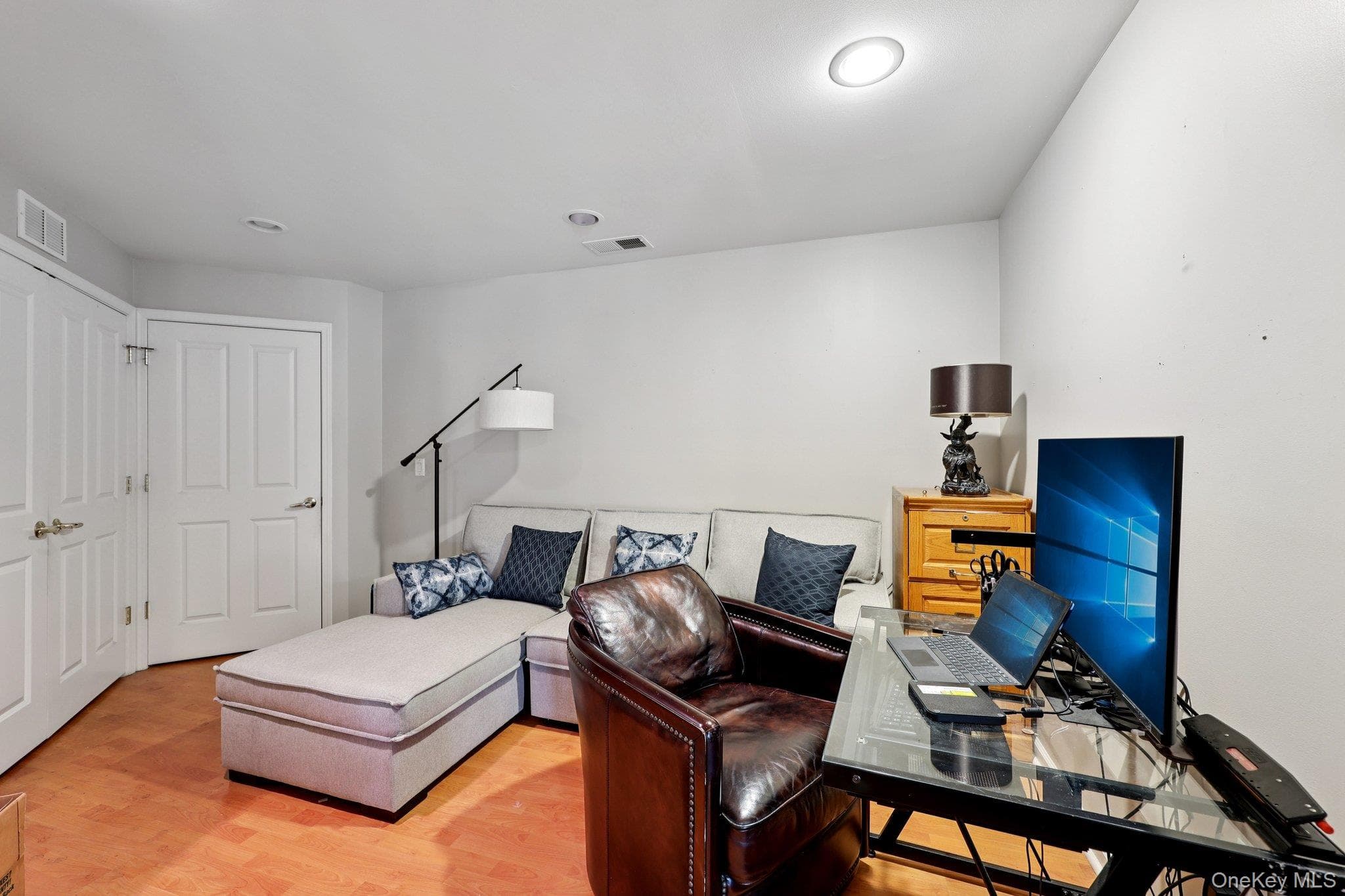 1220 Round Pointe Drive thumbnail 10
