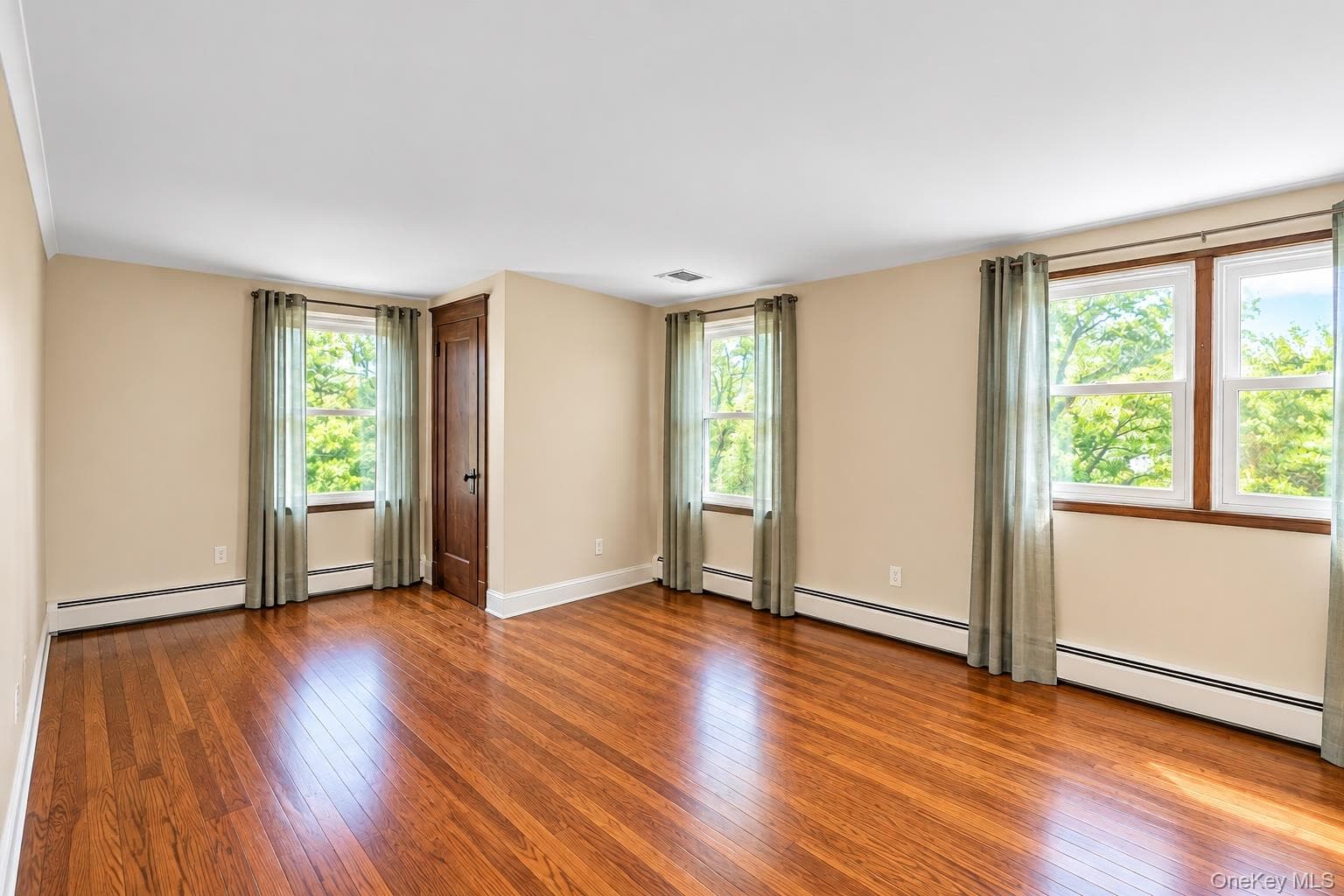 270 Pequash Avenue thumbnail 23