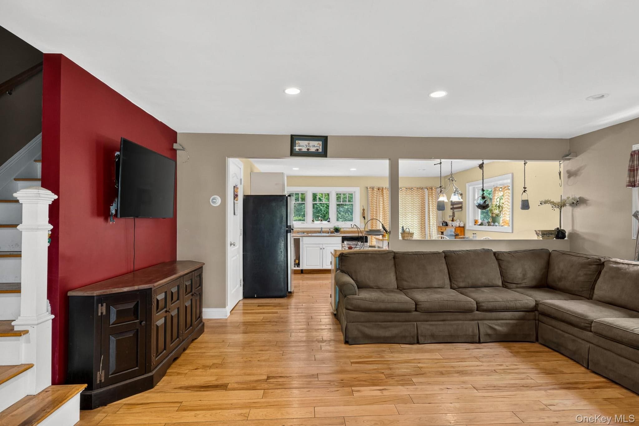 125 Keller Drive thumbnail 8