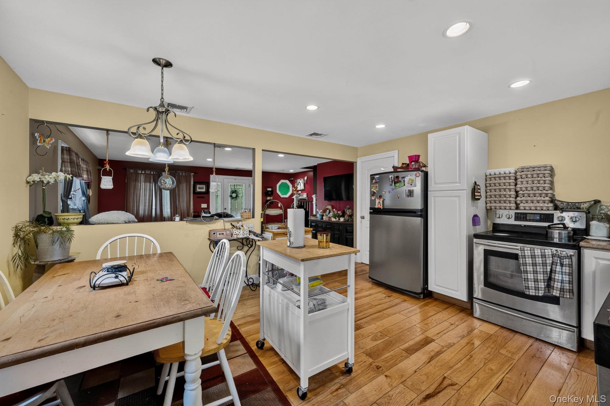 125 Keller Drive thumbnail 15