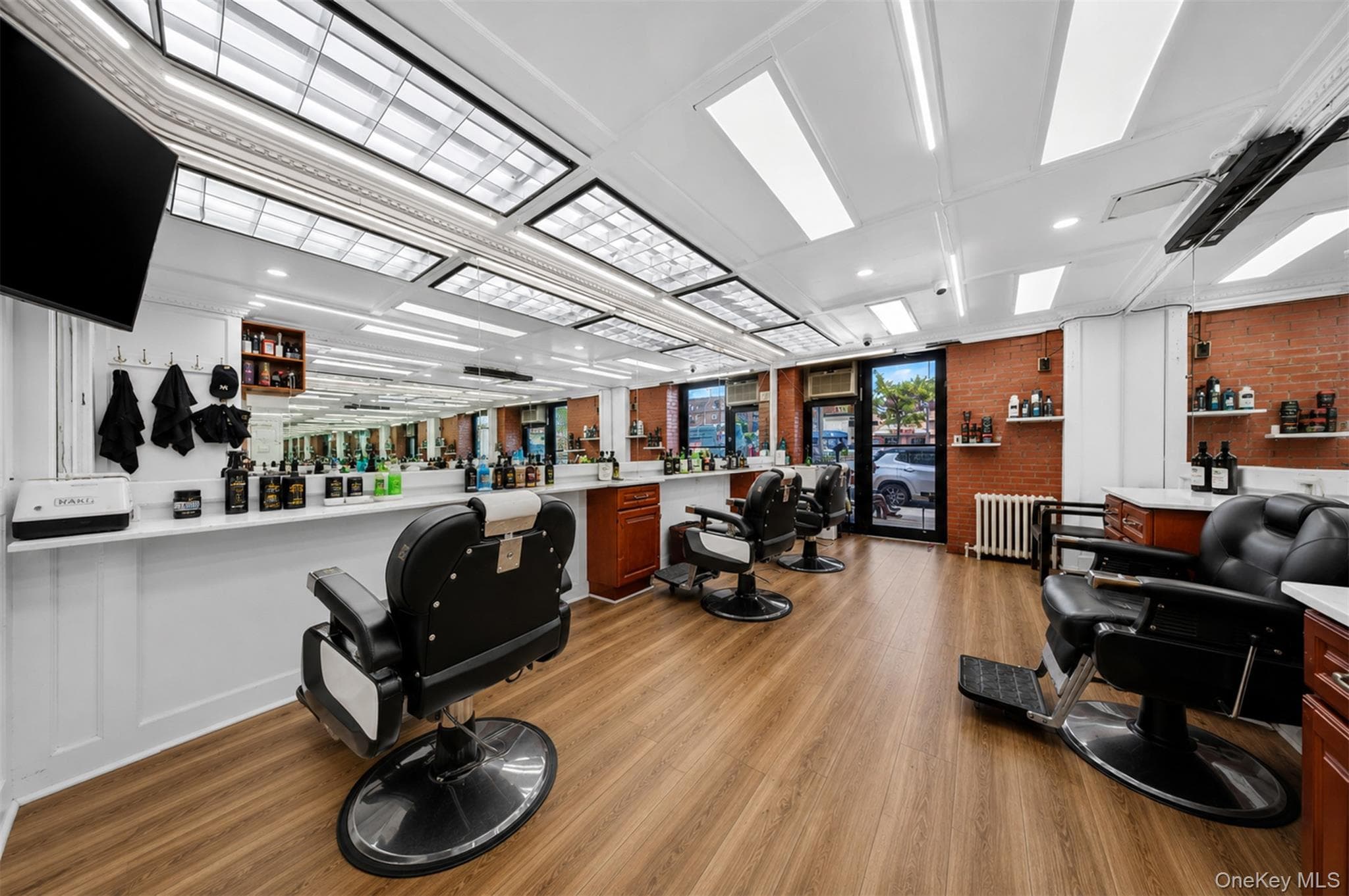 10230 Queens Boulevard Unit: Retails thumbnail 15