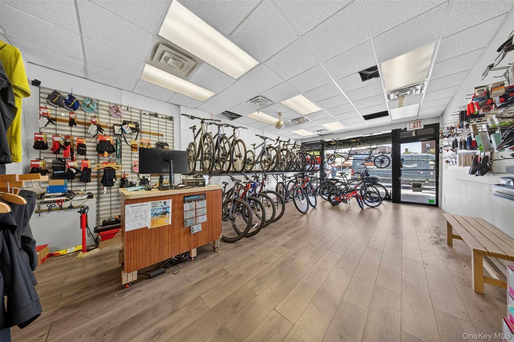 10230 Queens Boulevard Unit: Retails thumbnail 6