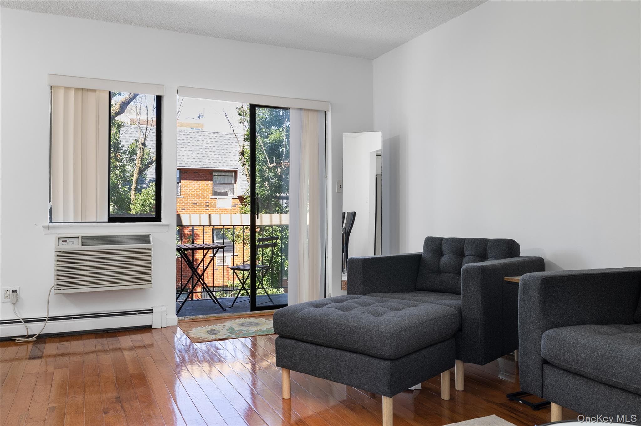 7111 Sutton Place Unit: 3 thumbnail 5