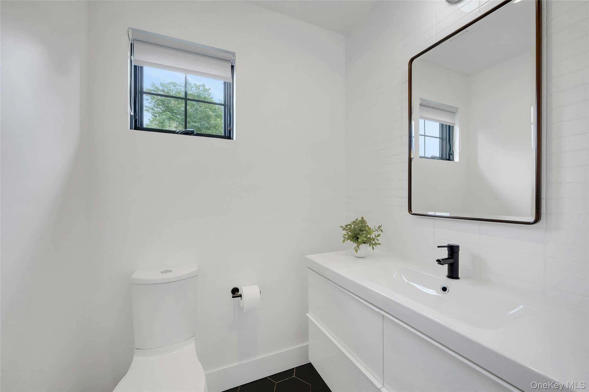 23 Holly Place thumbnail 32