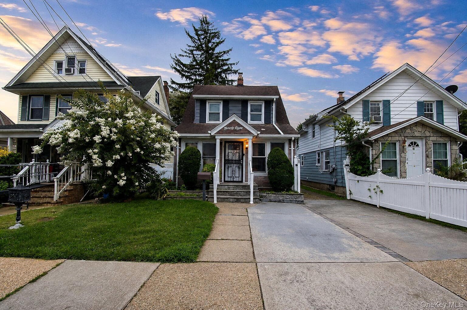 98 Willow Avenue thumbnail 2