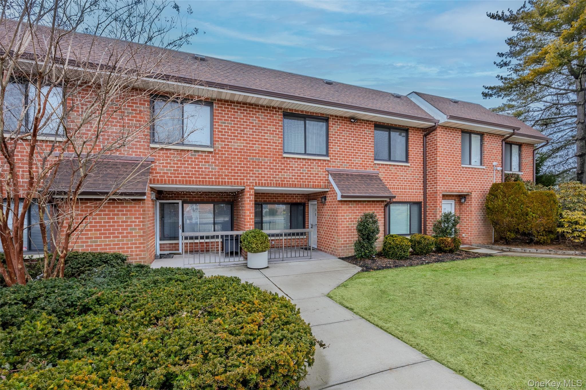 99 S Park Avenue Unit: 28, Rockville Centre