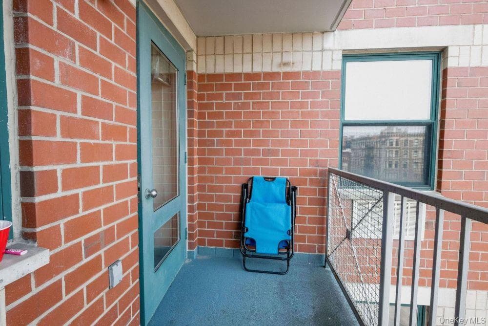 1919 Madison Avenue Unit: 702 thumbnail 14