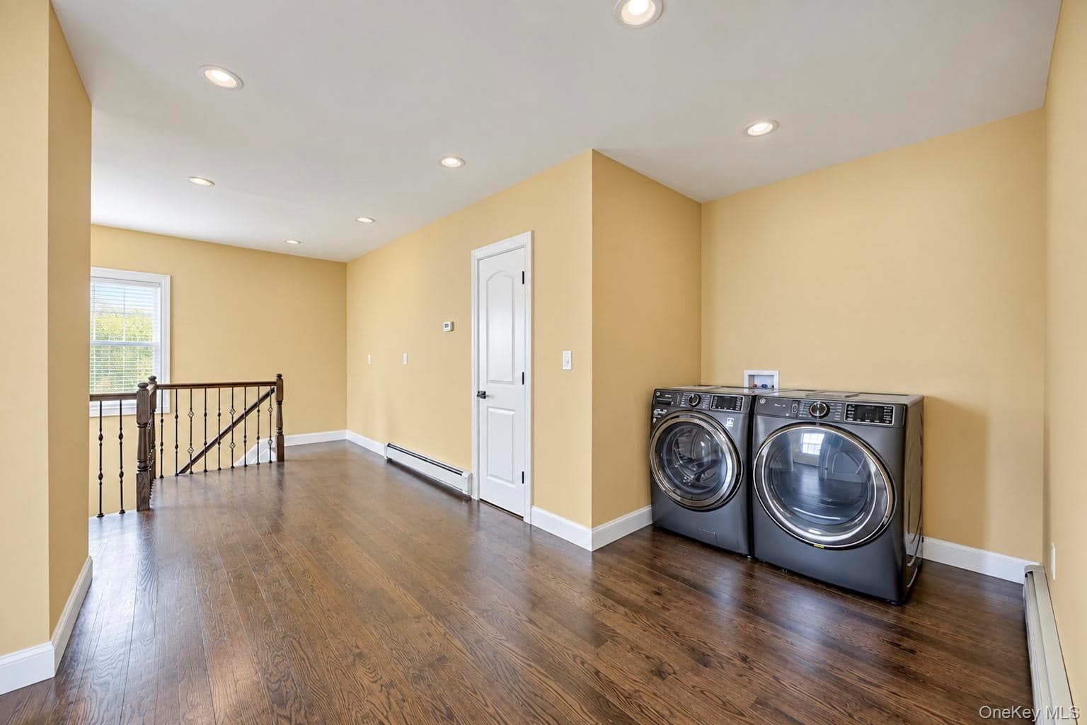 236 Plainview Road thumbnail 16