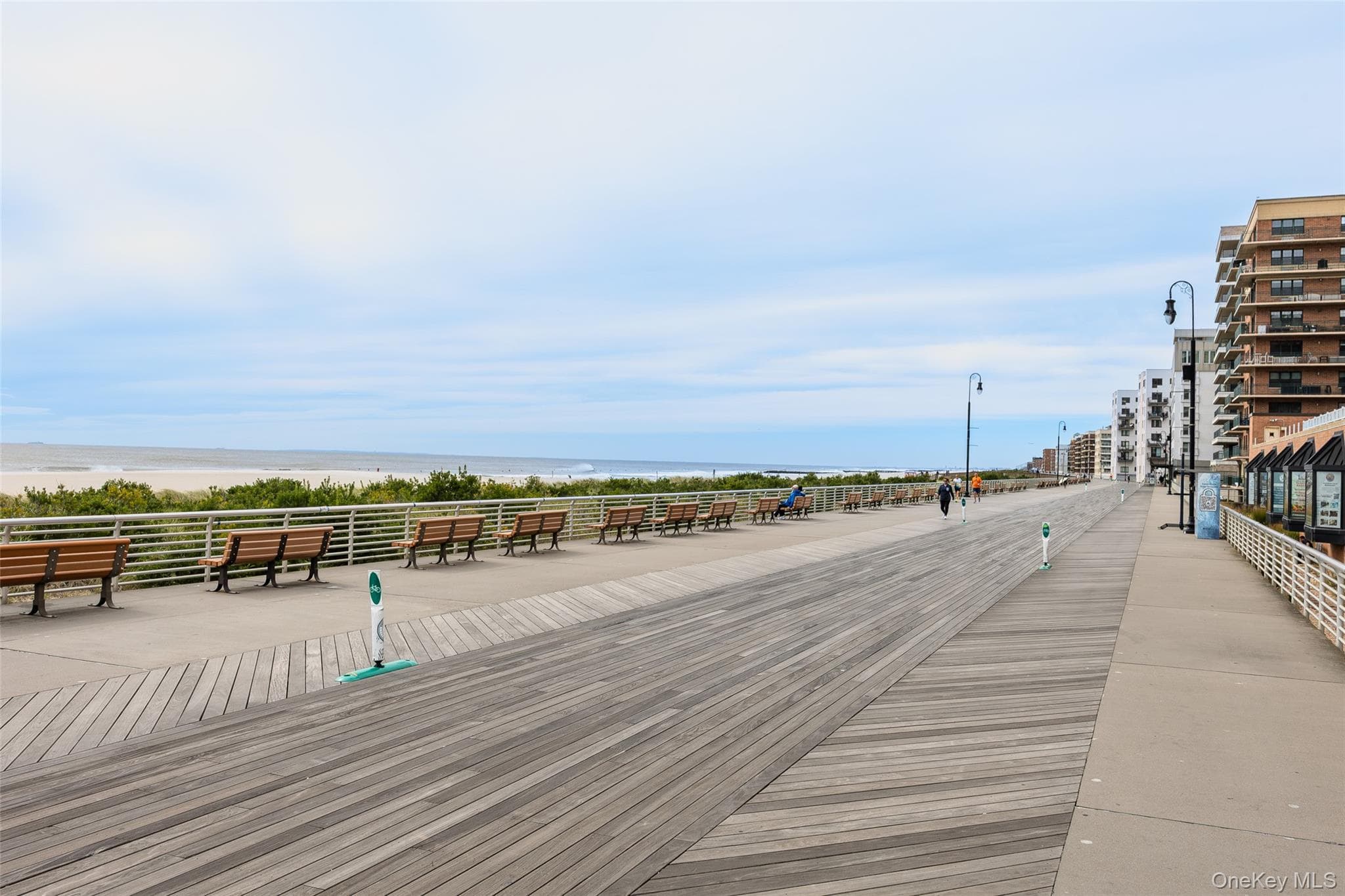 1 E Broadway Unit: 3D thumbnail 41