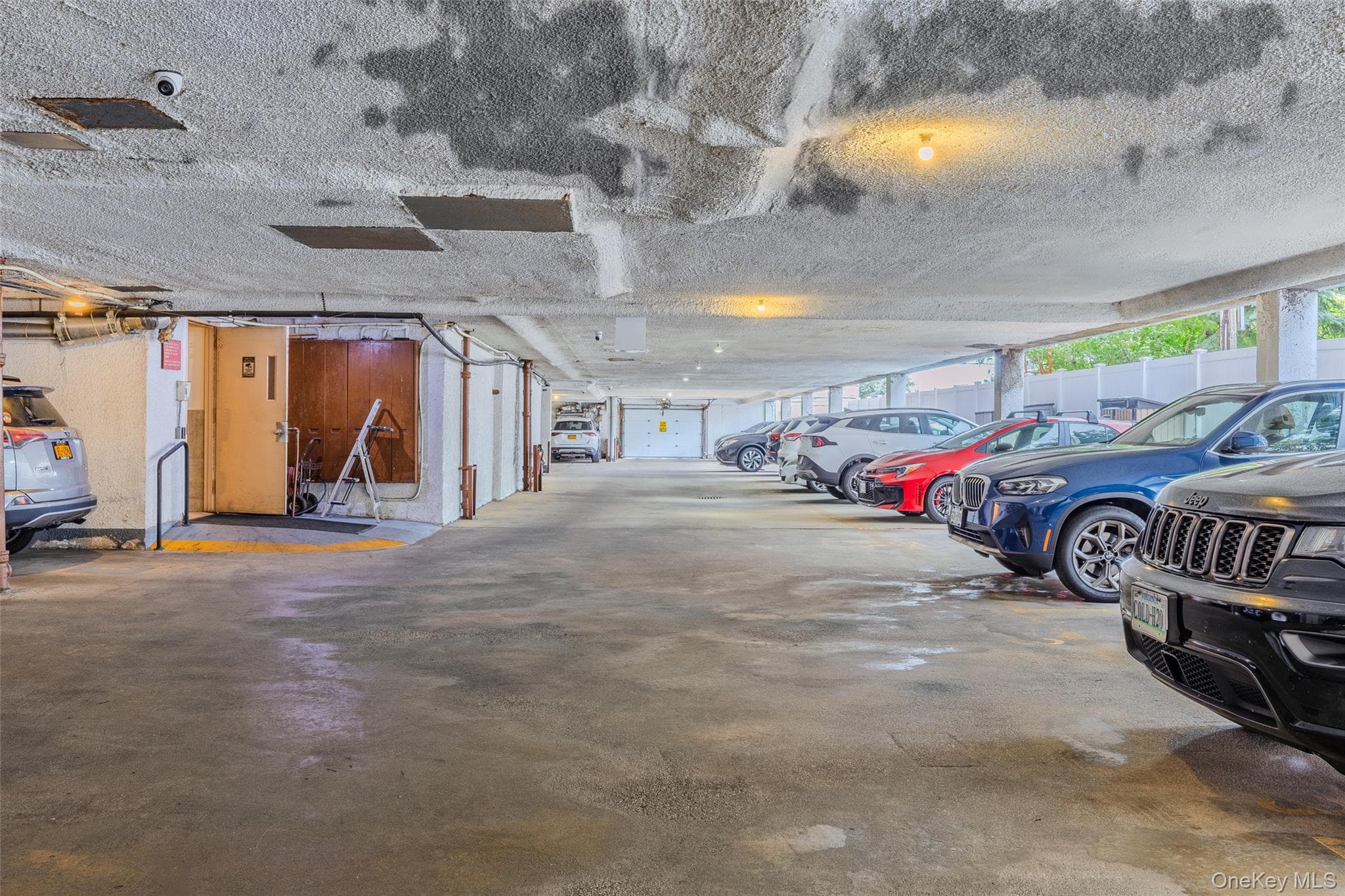 1 E Broadway Unit: 3D thumbnail 38