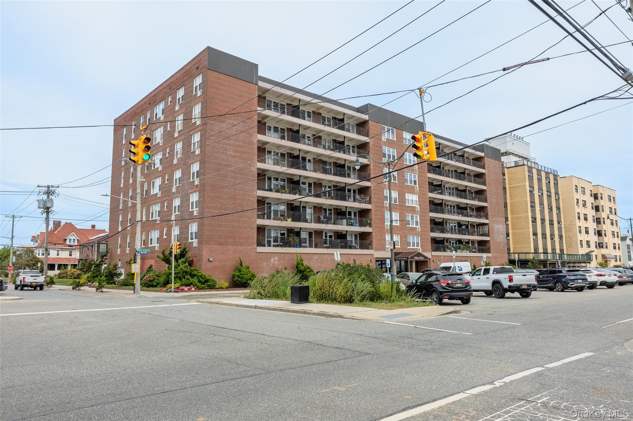 1 E Broadway Unit: 3D thumbnail 42