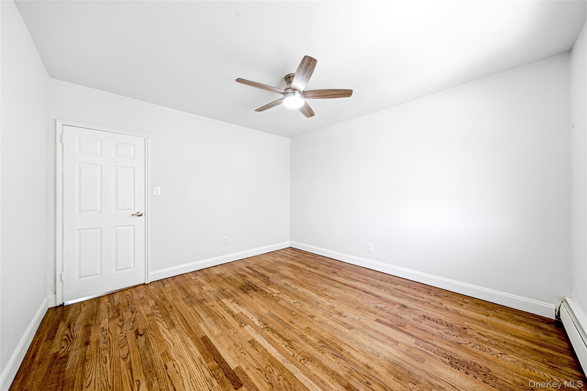 1010 E 230th Street thumbnail 23