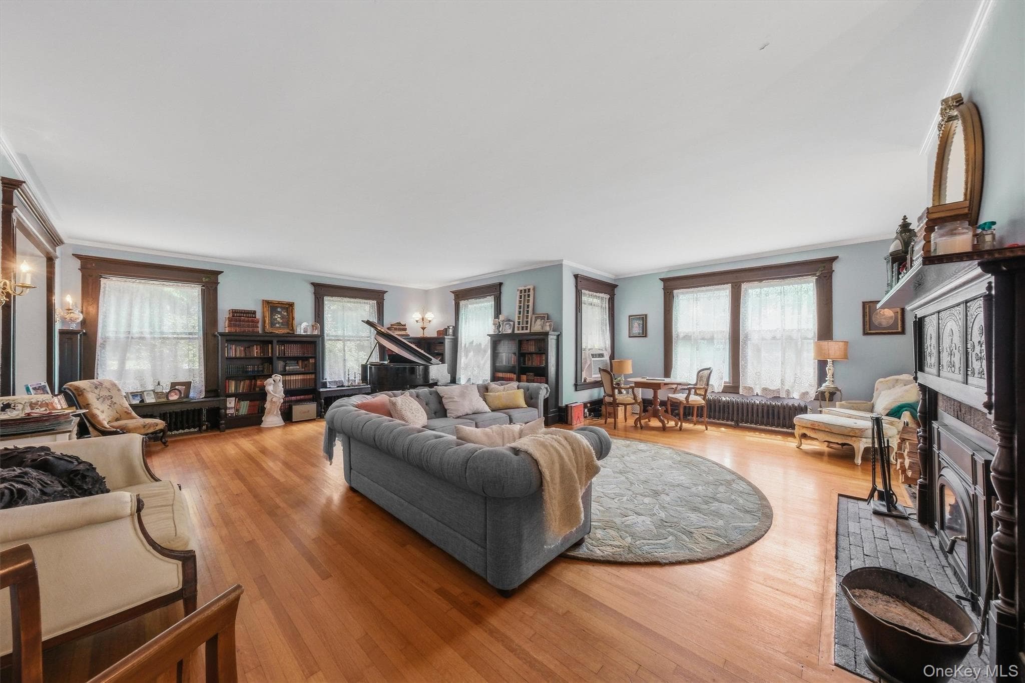 83 Hooker Avenue thumbnail 8
