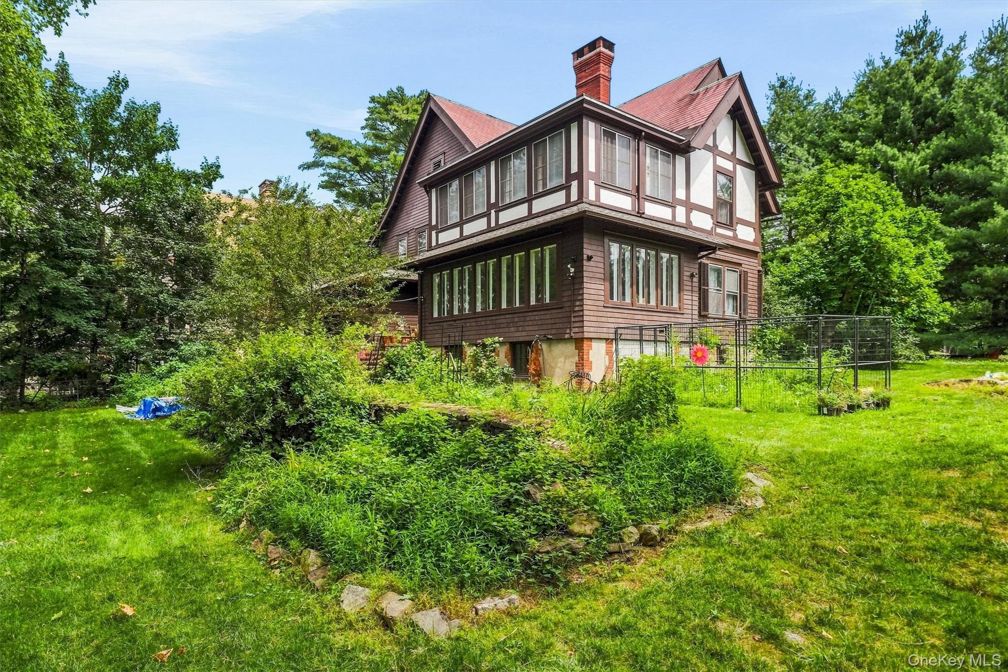 83 Hooker Avenue thumbnail 50