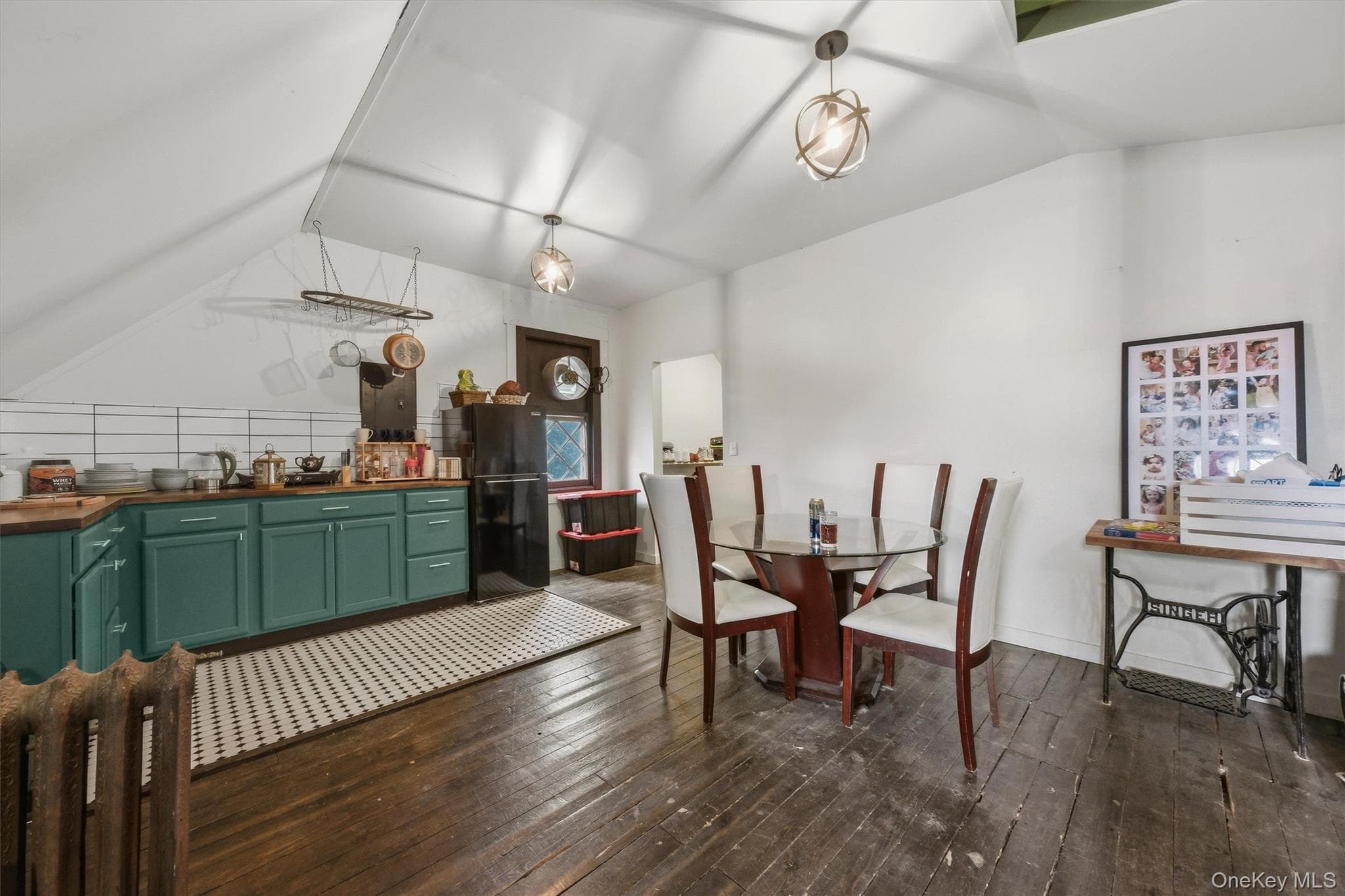 83 Hooker Avenue thumbnail 42
