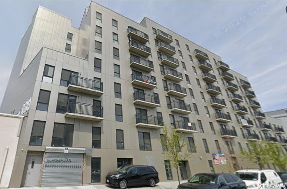 70-25 Queens Boulevard Unit: 7J, Woodside